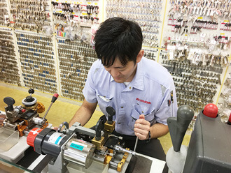 鍵の専門店にお任せ下さい！